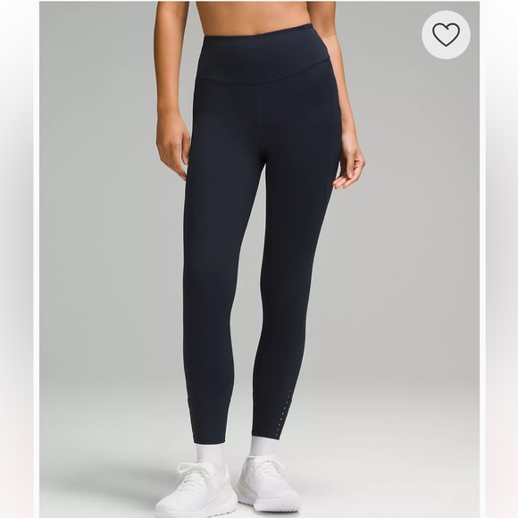 Lululemon Fast and Free High-Rise Tight 25” Pockets 4 - Picture 3 of 3